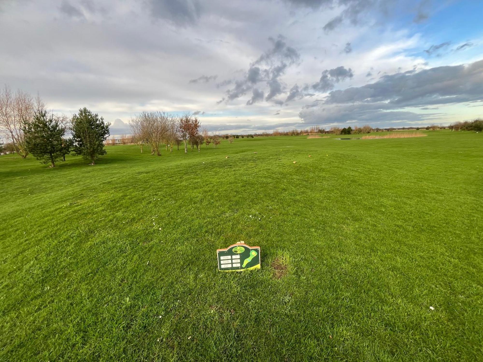 Дом отдыха 40a Oak Village- 2 Bedroom On Grange Leisure Park *