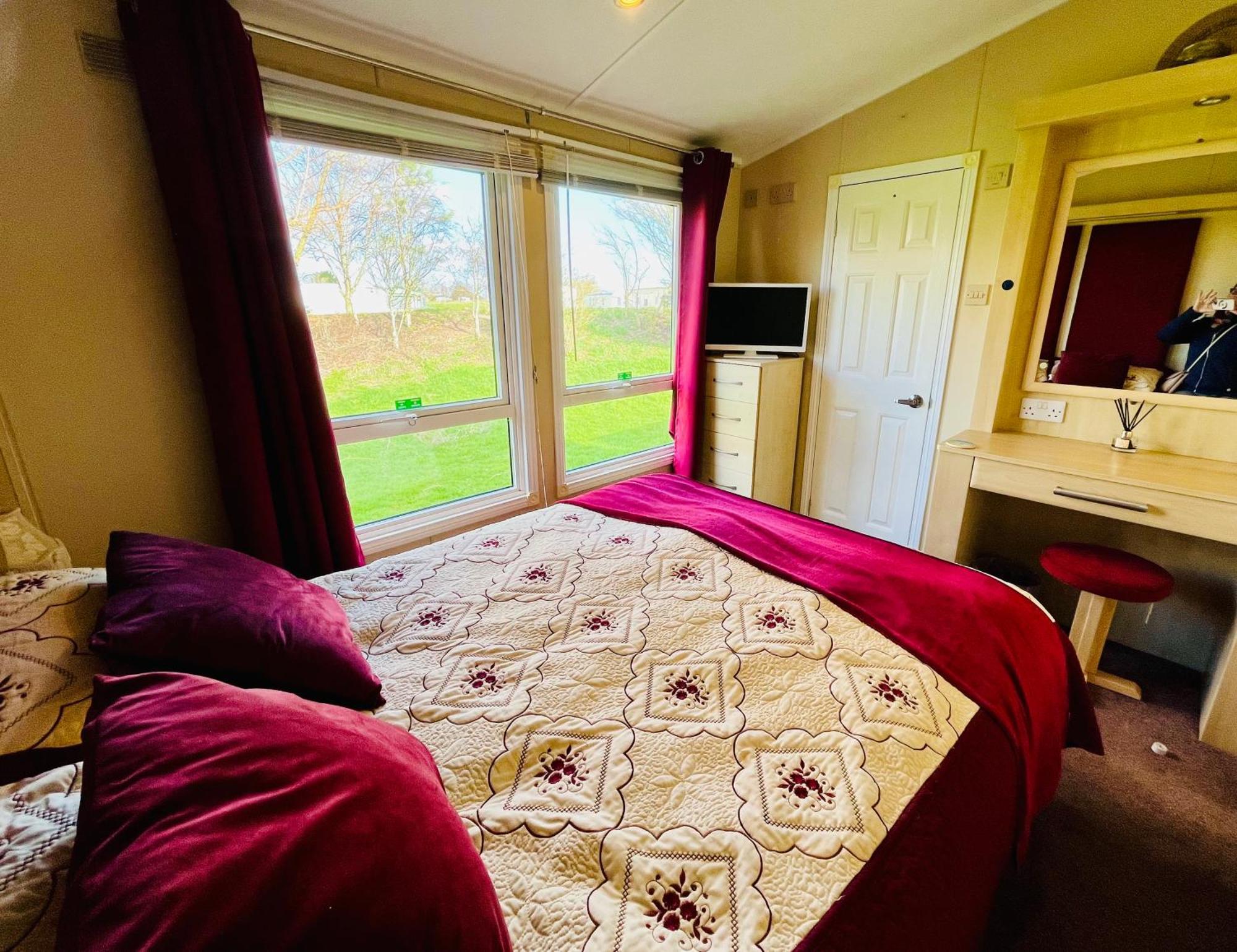 40a Oak Village- 2 Bedroom On Grange Leisure Park